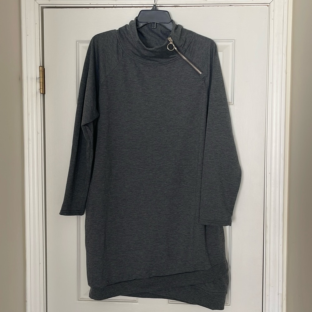 NWT French Laundry - zipper funnel neck light weight fleece tunic/dress - size L